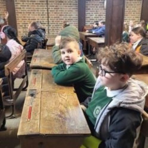 Yr 3/4 School trip to the Museum of Kent Life
