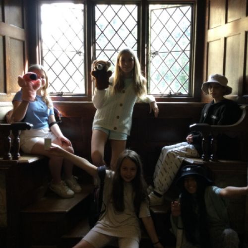 girlscastlewindow